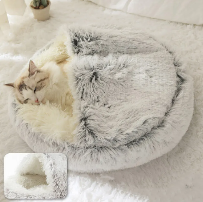 Plush Shell-Shaped Pet Bed