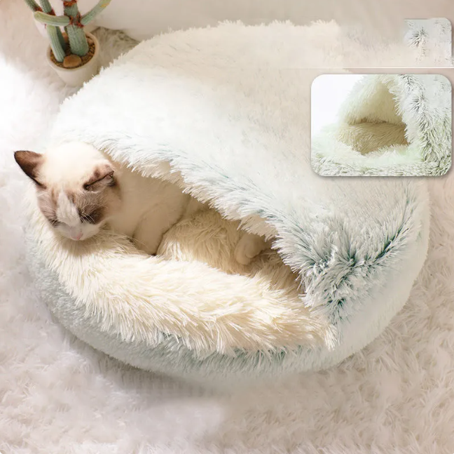 Plush Shell-Shaped Pet Bed